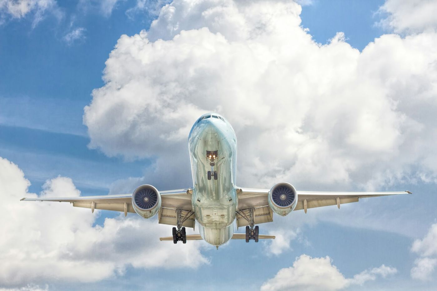 How to Choose the Right Freight Forwarder